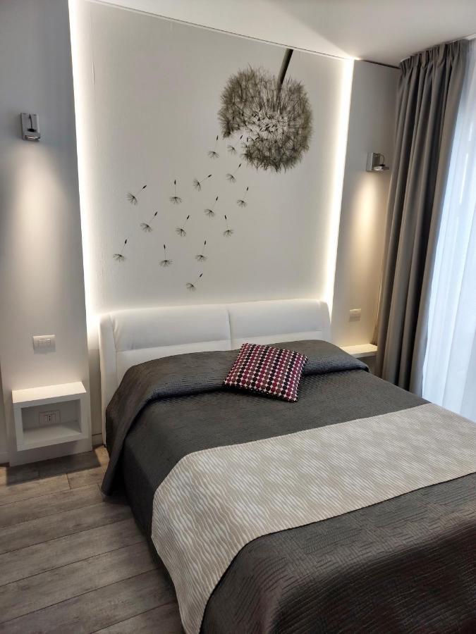 La Brise Hotel Marina di Pietrasanta Bagian luar foto