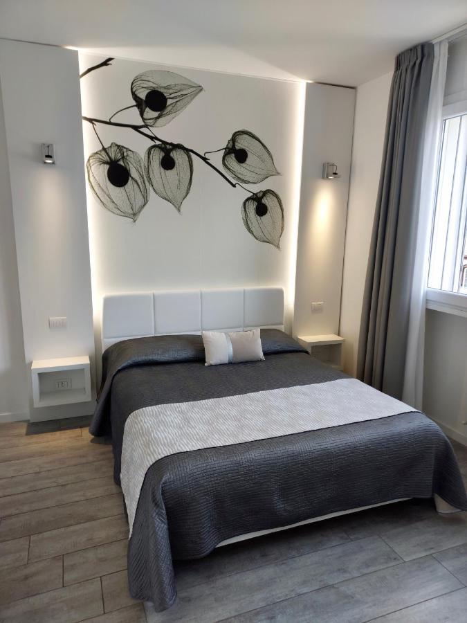 La Brise Hotel Marina di Pietrasanta Bagian luar foto