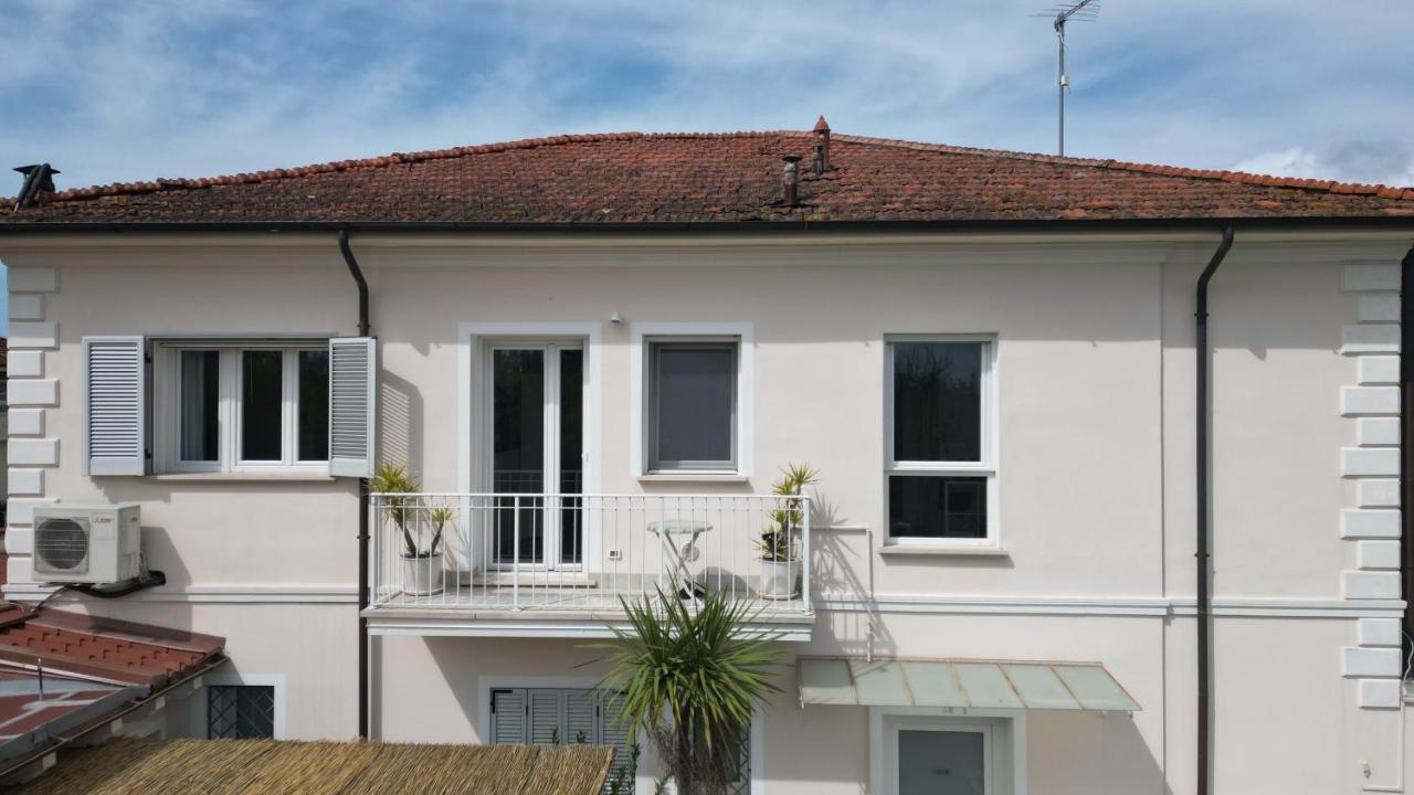 La Brise Hotel Marina di Pietrasanta Bagian luar foto